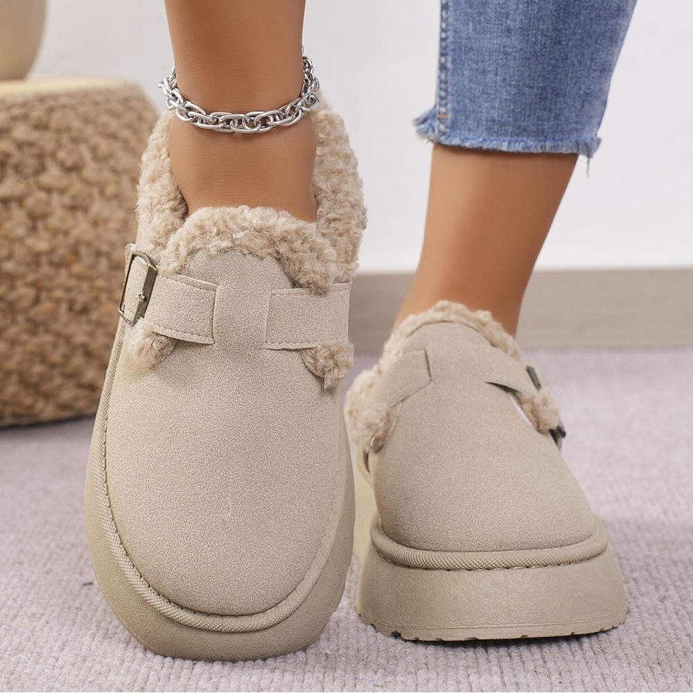 BOUTIQUE Faux Fur Shearling Thermal Fuzzy Buckle Platform Slippers, in Caramel - Picture 5 of 12